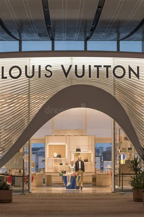 louis vuitton glasgow airport|Louis Vuitton chengdu.